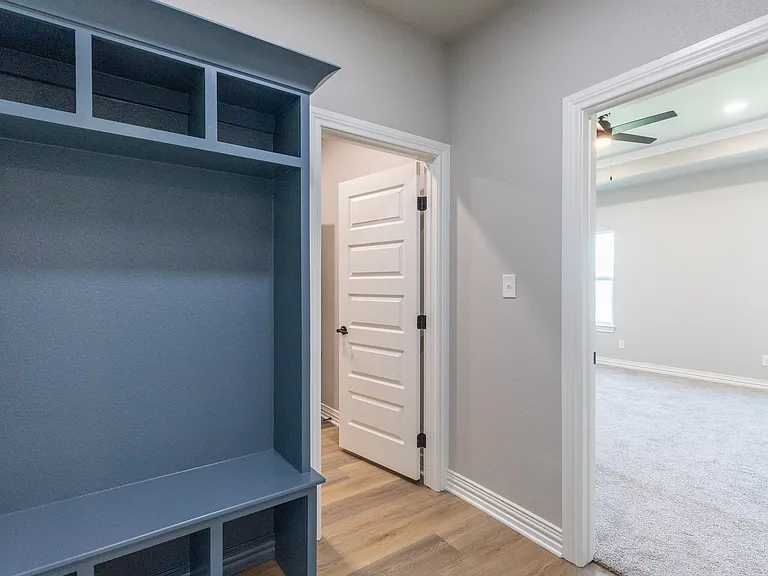 7701 Sawdust Trl — Photo 32