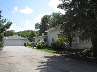 307 3rd St S, Cordova, IL 61242