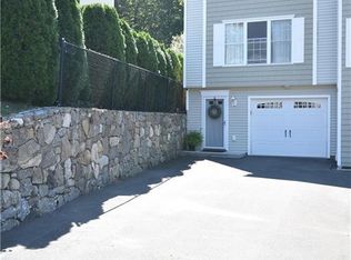 129 Taft Point UNIT 1, Waterbury, CT 06708