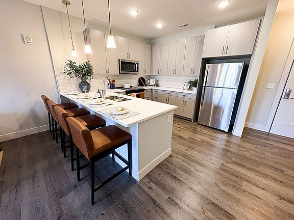2nd image of 5705 Apex Dr #6-411