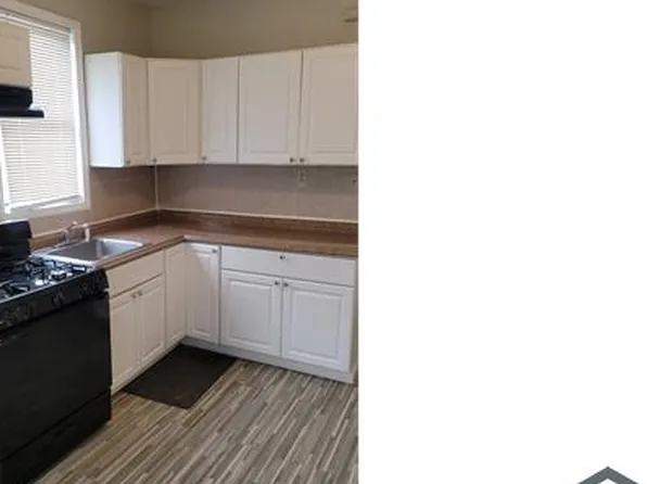 449 S 12th St Floor 3, Newark, NJ 07103