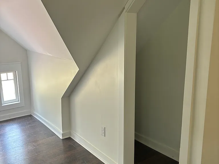 203 N Grove St #4 — Photo 28