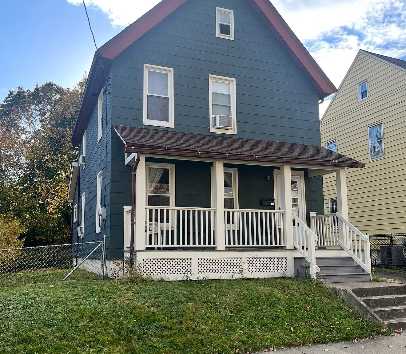 3 bed, 1280 sqft, $1,850 — Photo 2