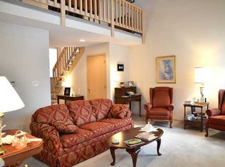 2512 82nd St, Urbandale, IA 50322