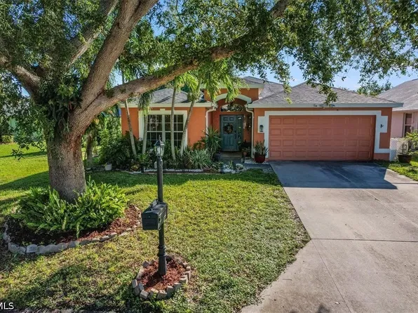 9230 Middle Oak Dr, Fort Myers, FL 33967