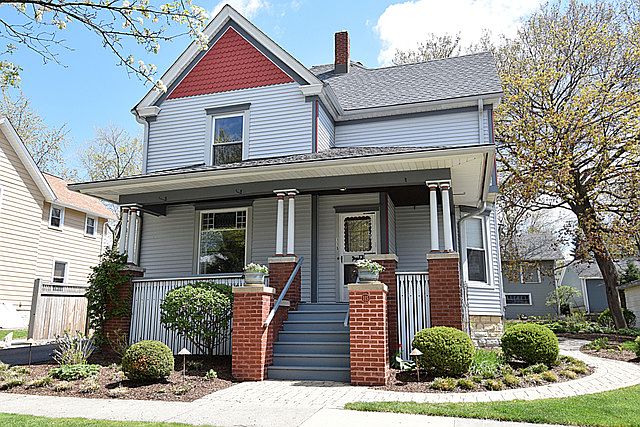 1st image of 115 N Oakwood Ave