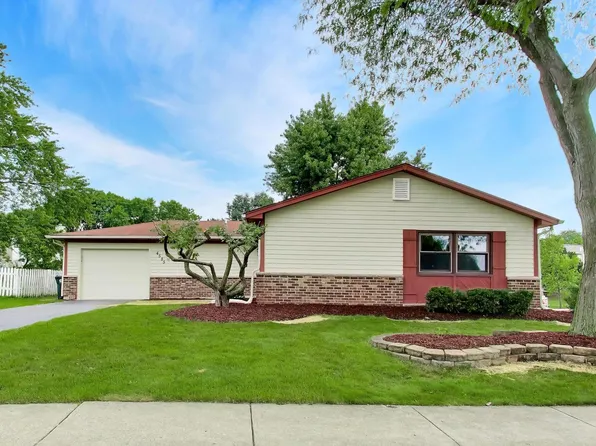 4585 Brigantine Ln, Hoffman Estates, IL 60192