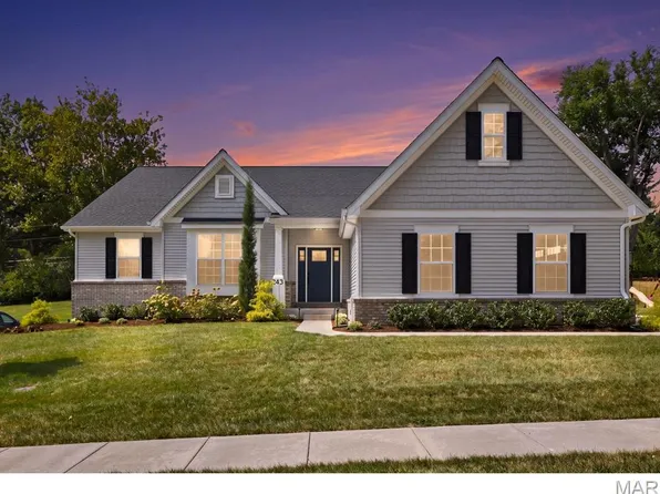 545 Long Acres Ln, Saint Louis, MO 63132
