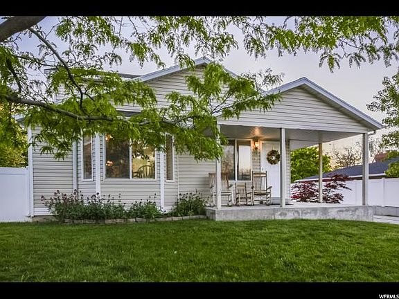 3rd image of 3926 S Meadow Leaf Ct