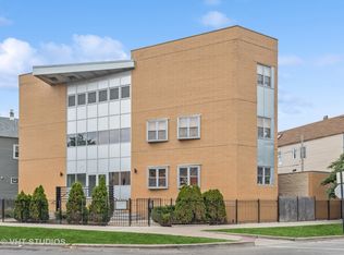 3744 W George St APT C, Chicago, IL 60618