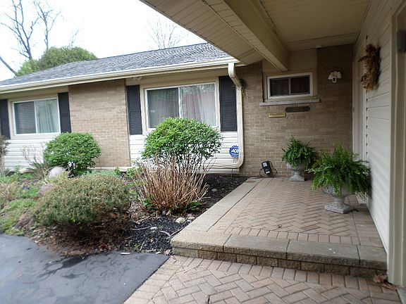 4th image of 20331 Fairfield Ave