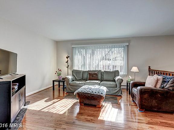 5th image of 14756 Dyer Dr