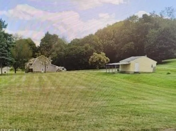 12954 Cleveland Ave NW, Uniontown, OH 44685