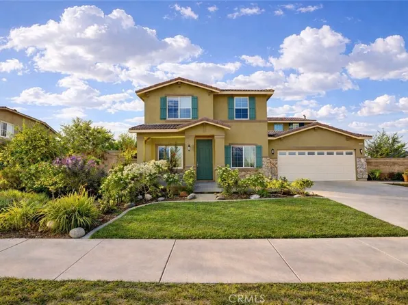 31801 Oakwood Cir, Yucaipa, CA 92399