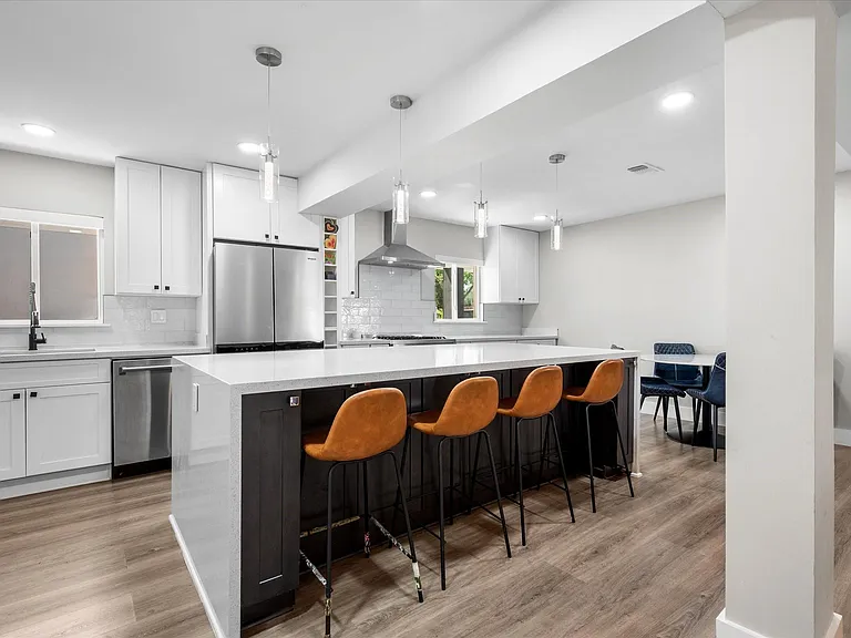8202 Argentina St — Photo 13