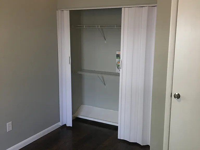 Bedroom 1 10x10