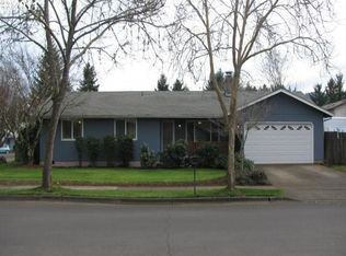 261 64th St, Springfield, OR 97478