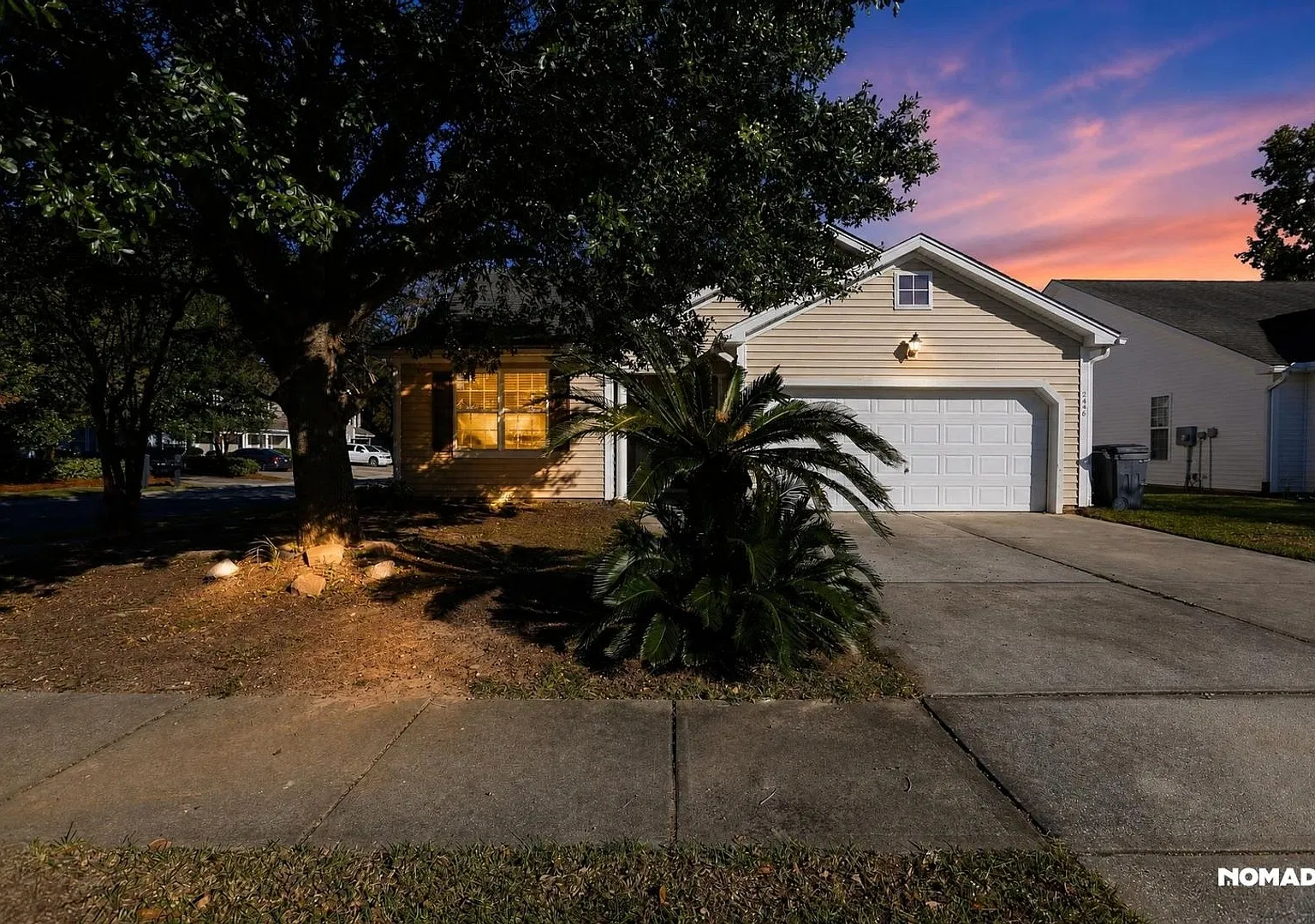 Charming 3BR House in Charleston — Photo 3