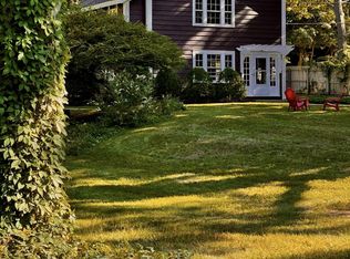 5953 Beechwood Dr, Coloma, MI 49038