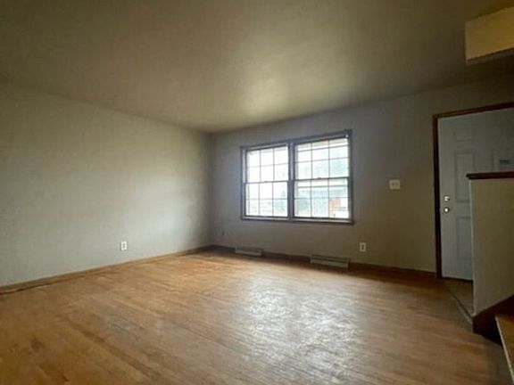 2nd image of 6402 N 73rd St #11160966