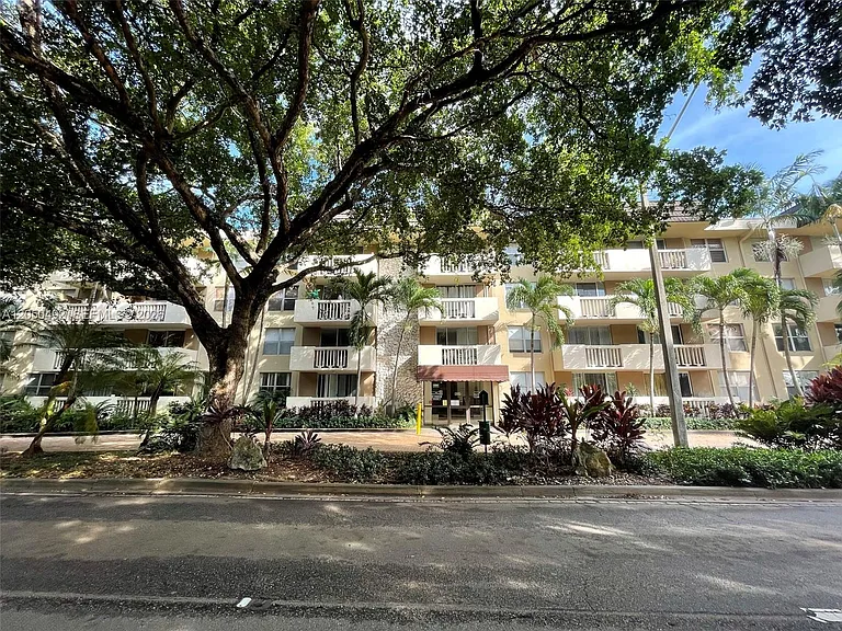 1800 Sans Souci Blvd #206 — Photo 13