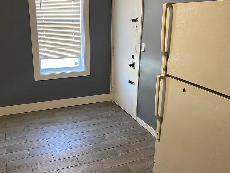 1541 N Broadway #1 — Photo 10