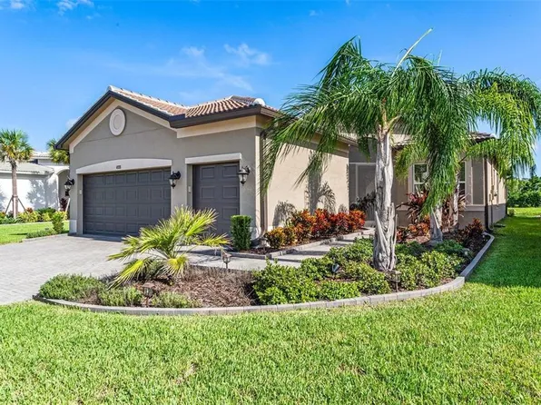 4888 Sevilla Shores Dr, Wimauma, FL 33598