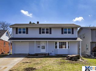 4939 Ruggles St, Omaha, NE 68104