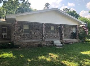45 A C Jones Rd, Hattiesburg, MS 39401