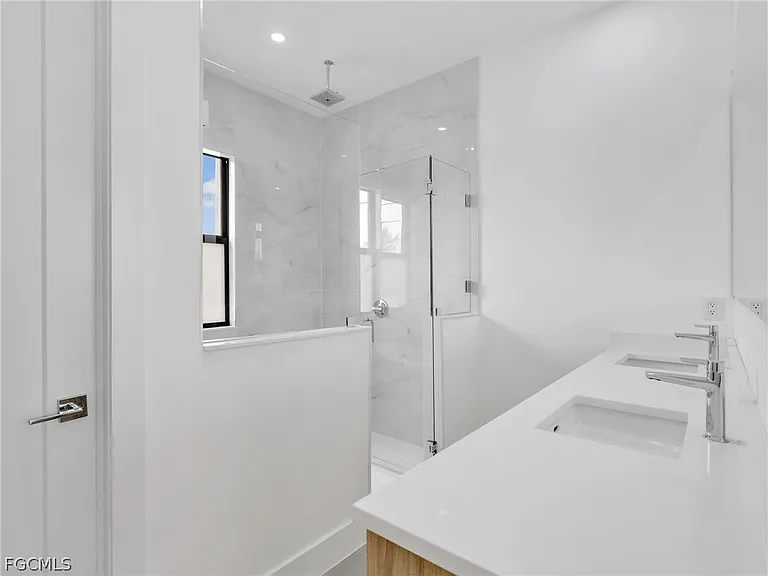 6192 Kambach St — Photo 28