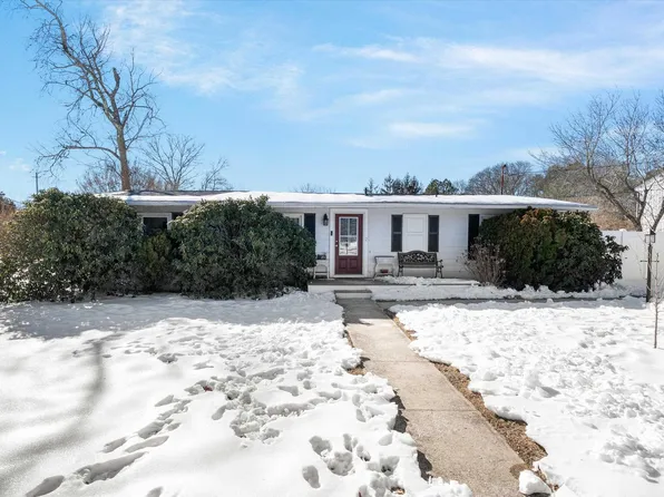 2 W Katherine Ave, Ocean View, NJ 08230