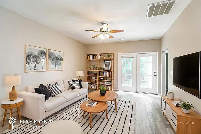 3 bed, 2.0 bath, 1106 sqft, $1,715 — Photo 4
