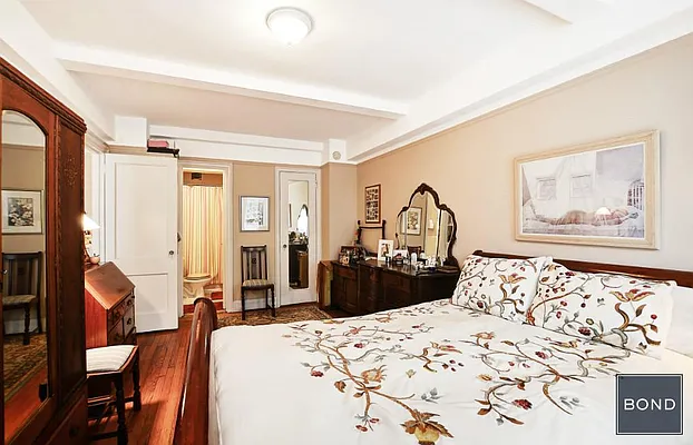 Rented by Bond New York | media 17