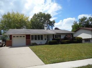 1450 Jefferson Rd, Hoffman Estates, IL 60169
