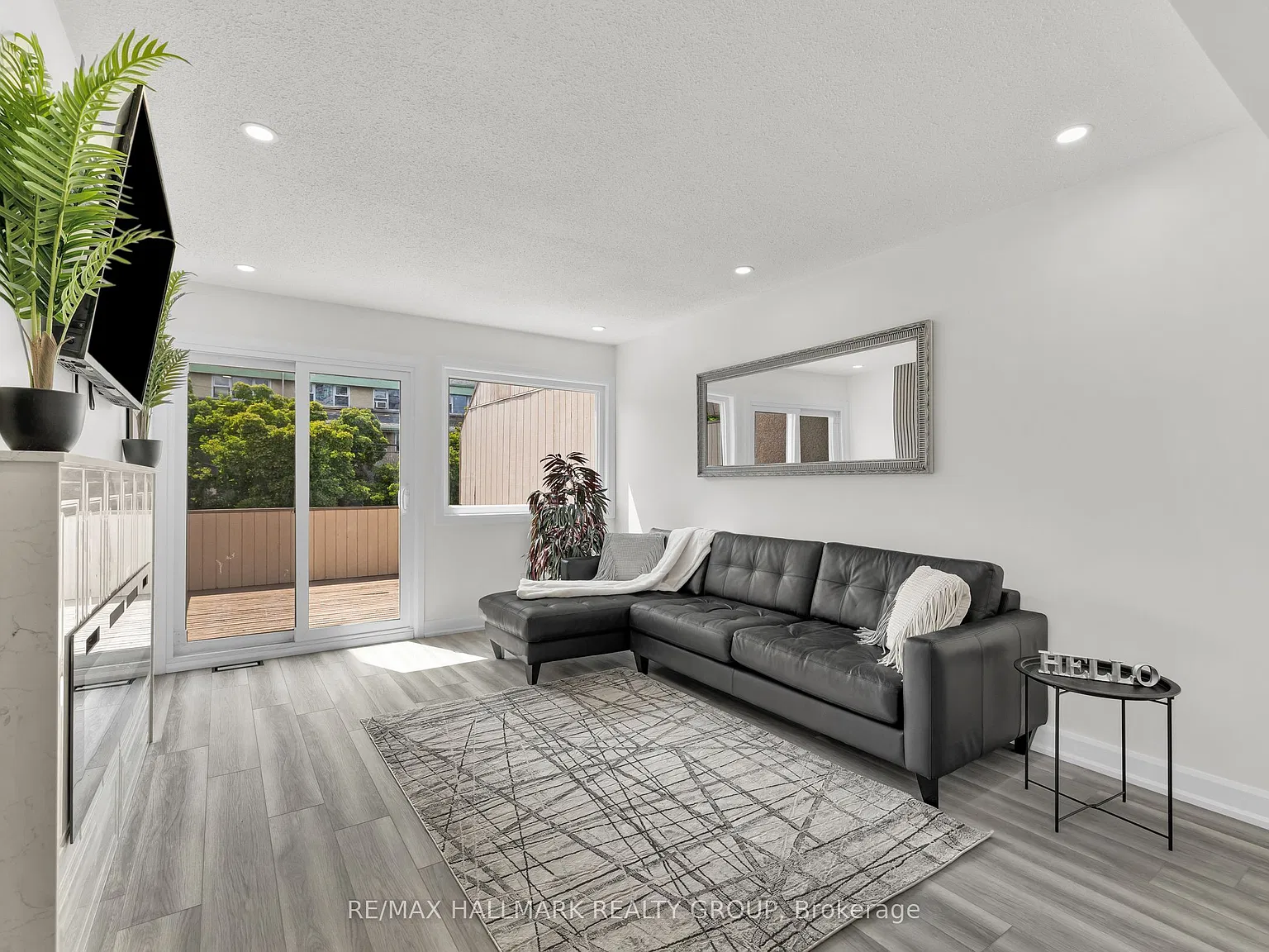 4 bed, $3,800 — Photo 4
