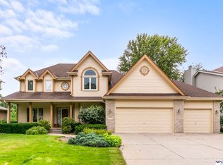 15705 Emiline St, Omaha, NE 68136