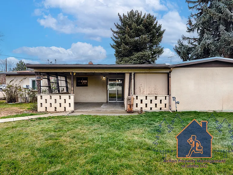 1013 W Willow Ave — Photo 27