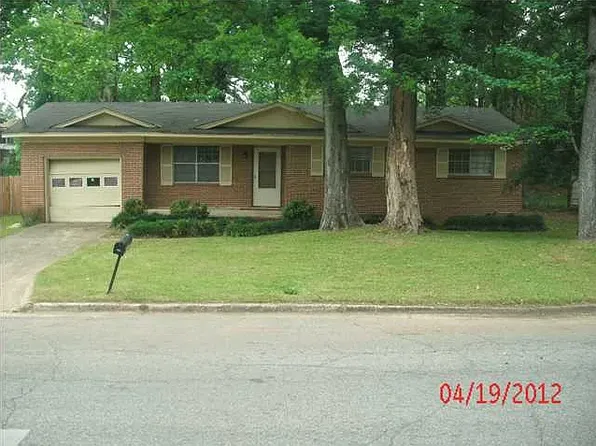 666 Brooksdale Dr, Tuscaloosa, AL 35401