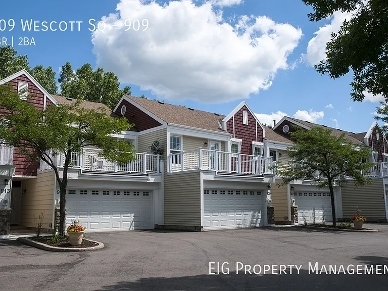 909 Wescott Sq #909 — Photo 1