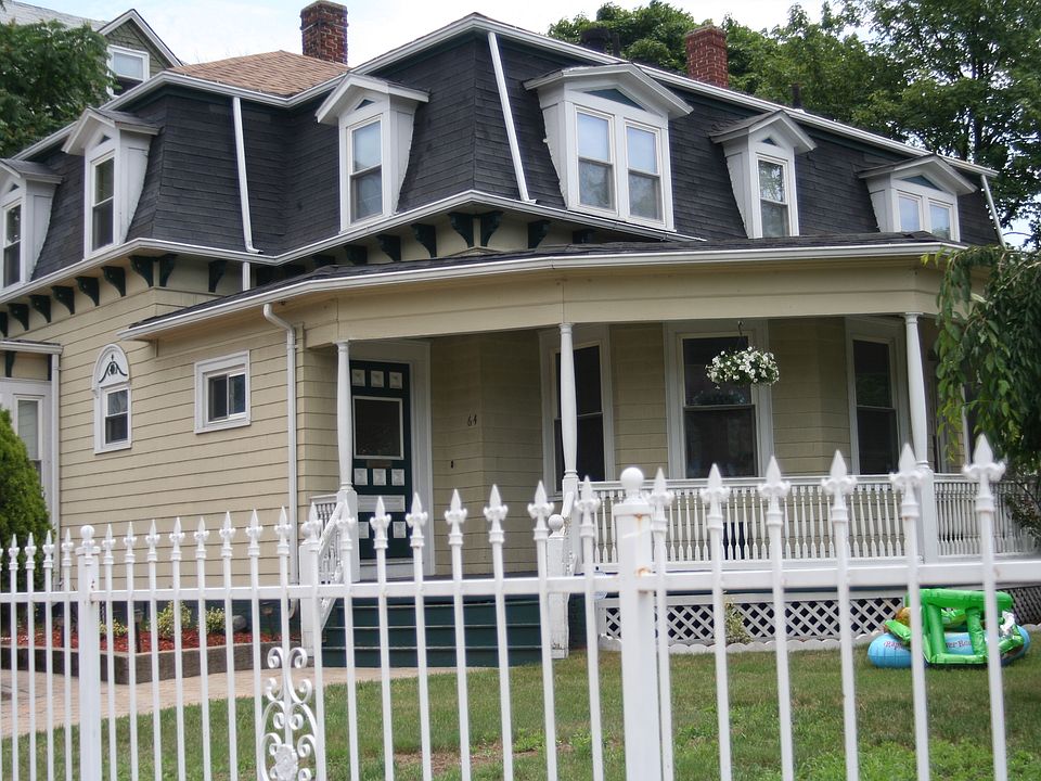 Spacious,Victorian Mansard 
