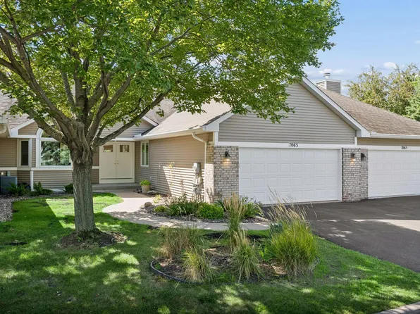 7063 Oak Pointe Curv, Bloomington, MN 55438