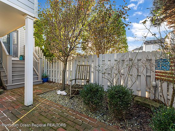 5th image of 174 Ocean Avenue #10