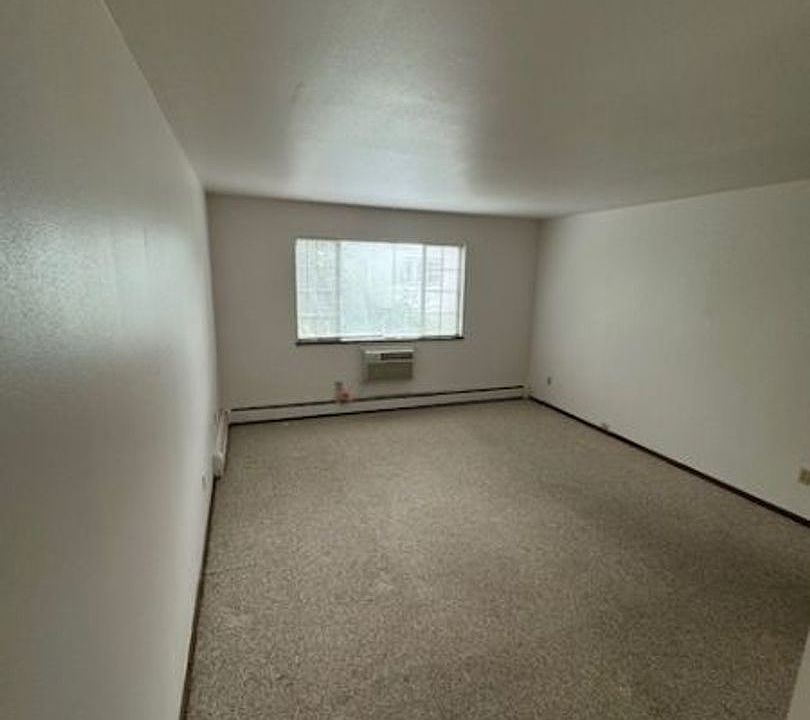 1st image of 445 W Grand Ave #103