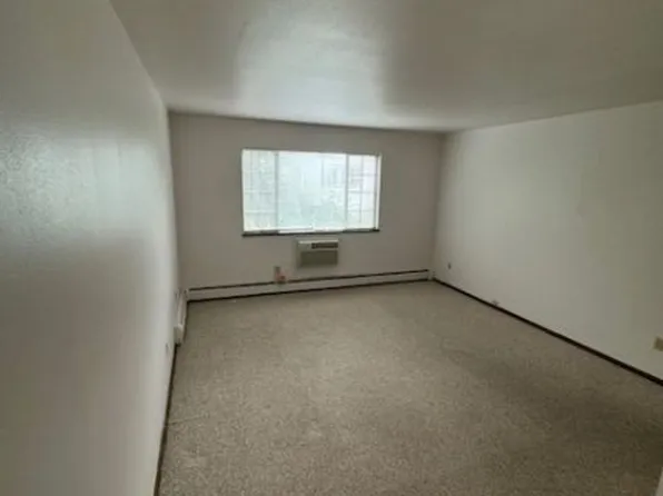 445 W Grand Ave #202, Pt Washington, WI 53074