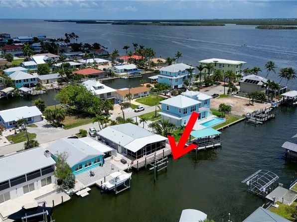 2685 Geary St, Matlacha, FL 33993