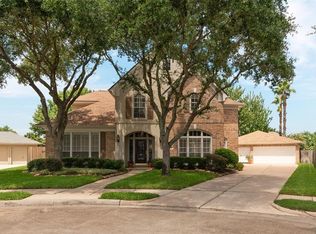 1807 Chatham Trails Ct, Sugar Land, TX 77479