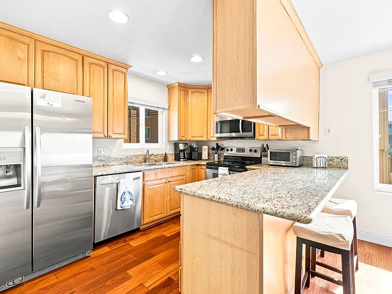 3843 Riviera Dr #3 — Photo 12