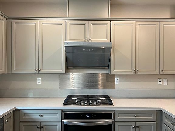 5th image of 1013 Onofrio Ln Unit 7