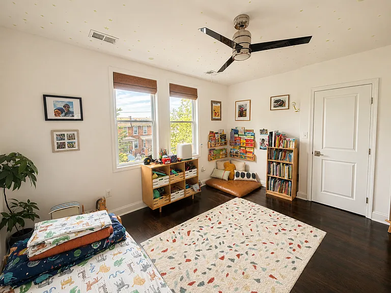 814 Buchanan St NW — Photo 11