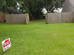 121 Darlene Dr, Lafayette, LA 70508